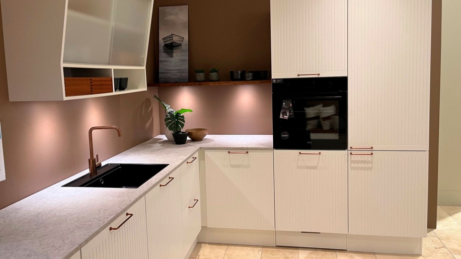 MG30 udstillingskøkken fra Tvis Køkken