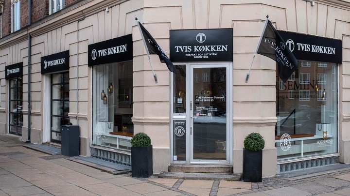 Tvis Køkkener København Ø - køkkenfirma med nye køkkener, badeværelser og garderobeskabe