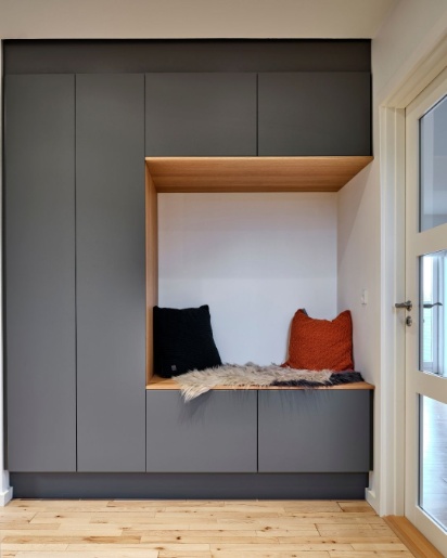 Entré møbel med alkove fra Tvis Køkken