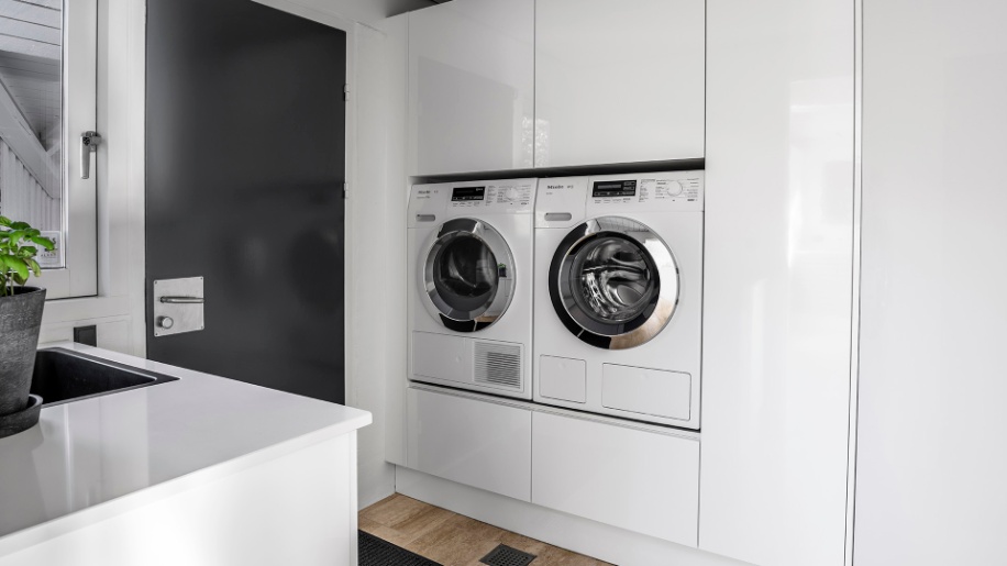 Unika Hvid i bryggerset fra Tvis Køkken