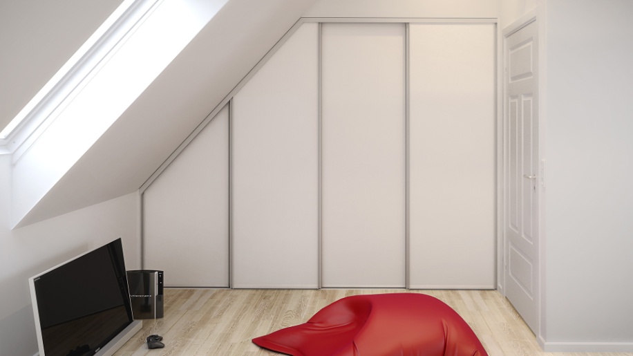 Skydedøre ved skråvægge fra Tvis Køkken