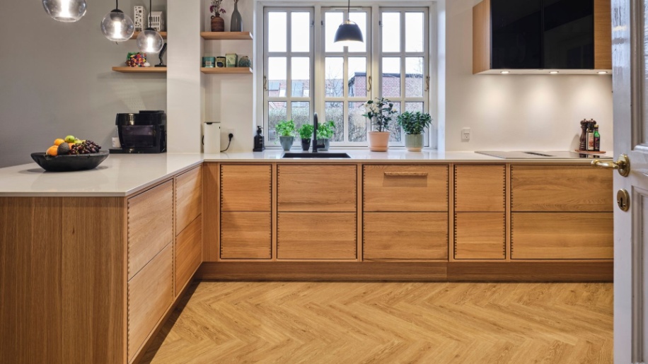 Tvis Køkken Forest egetræsskuffer med fingertappede samlinger