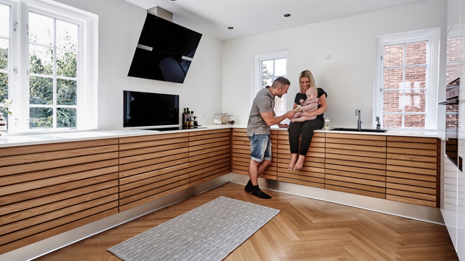 Natur Eg M-line fra Tvis Køkken