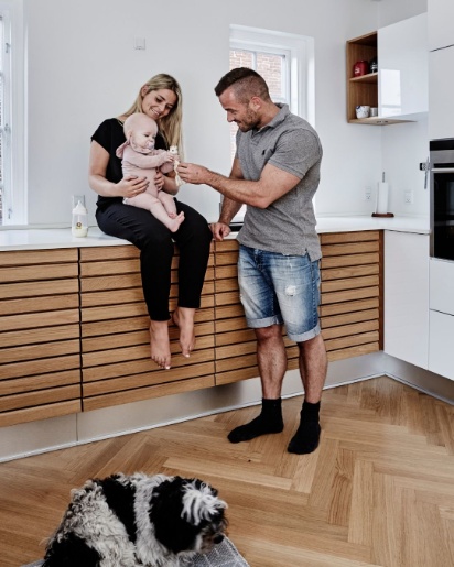 Natur Eg M-line fra Tvis Køkken