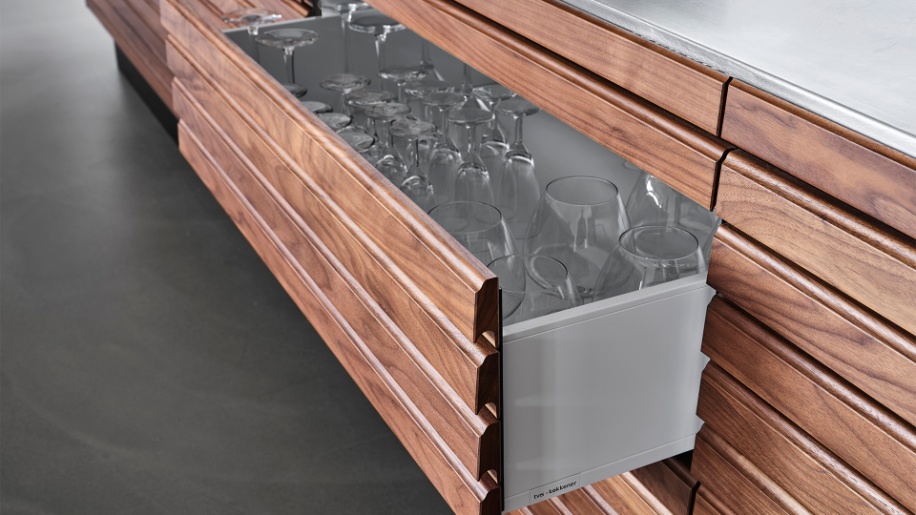 Valnød M-line fra Tvis Køkken