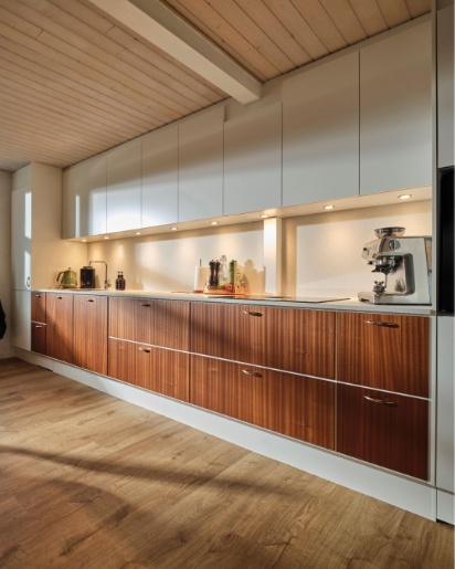 MG50 sapele og hvid Momento køkken fra Tvis Køkken