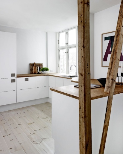 Plain hvid køkken fra Tvis Køkken