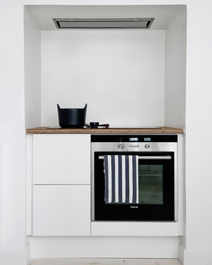 Plain hvid køkken fra Tvis Køkken