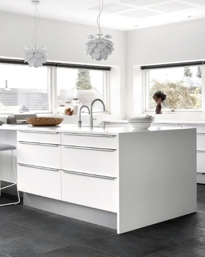 Unika køkken med integrerede greb fra Tvis Køkken