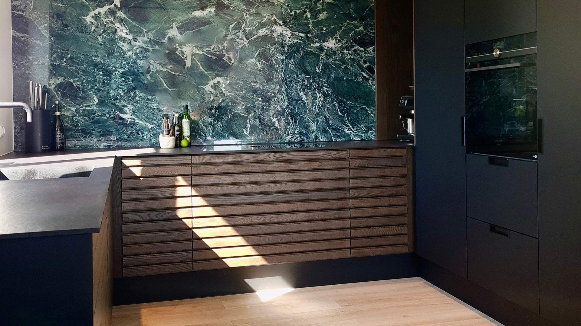 Få hjælp til dit boligprojekt - totalentreprise med Tvis Køkken Roskilde